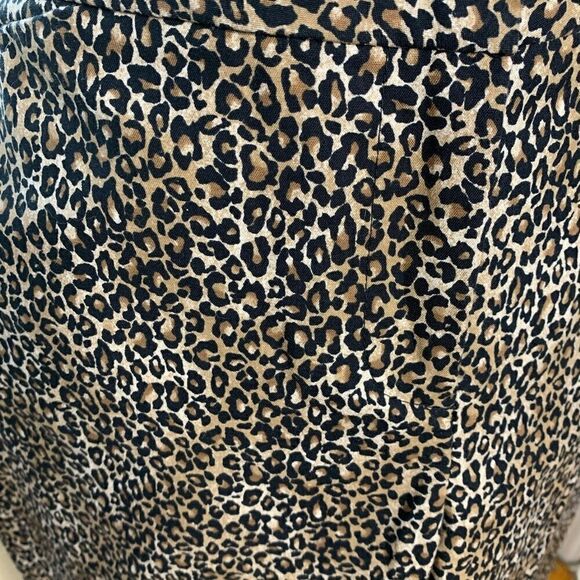 Animal print White House Black Market stretch leopard slim ankle pants size 4 🔥 - Picture 2 of 8
